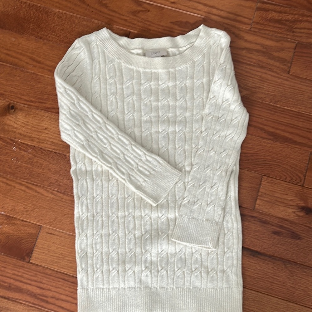 Very pretty knit top